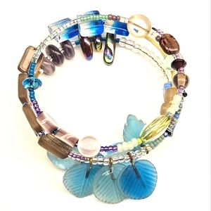Blue and Purple Pressed Glass Leaves Memory Beaded Bracelet
